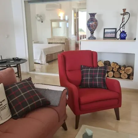 Gurli Kas וילה *