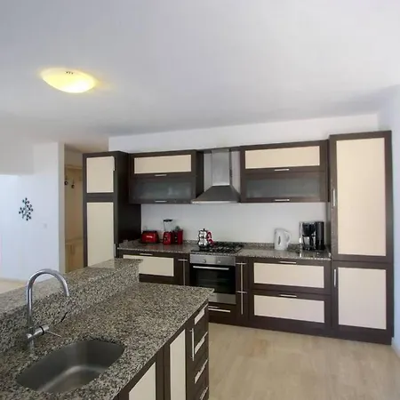 Gurli Kas וילה *